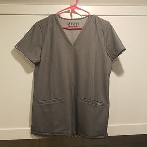 FIGS Casma Tri-Pocket Scrub Top Gray XS
